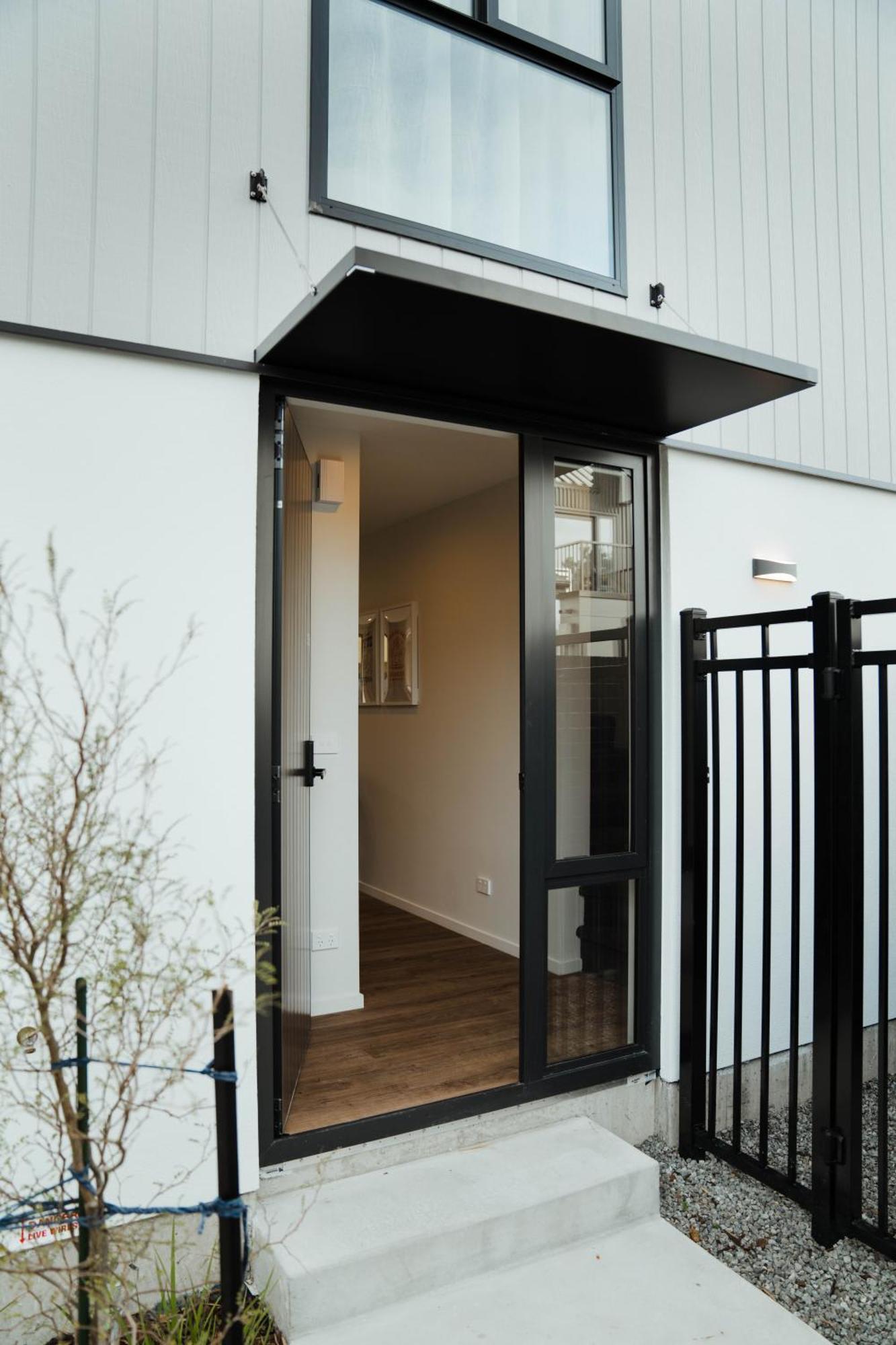 New Townhouse, Heart Of City Centre, 2 Bed 2 Bath, Car Park Christchurch Luaran gambar