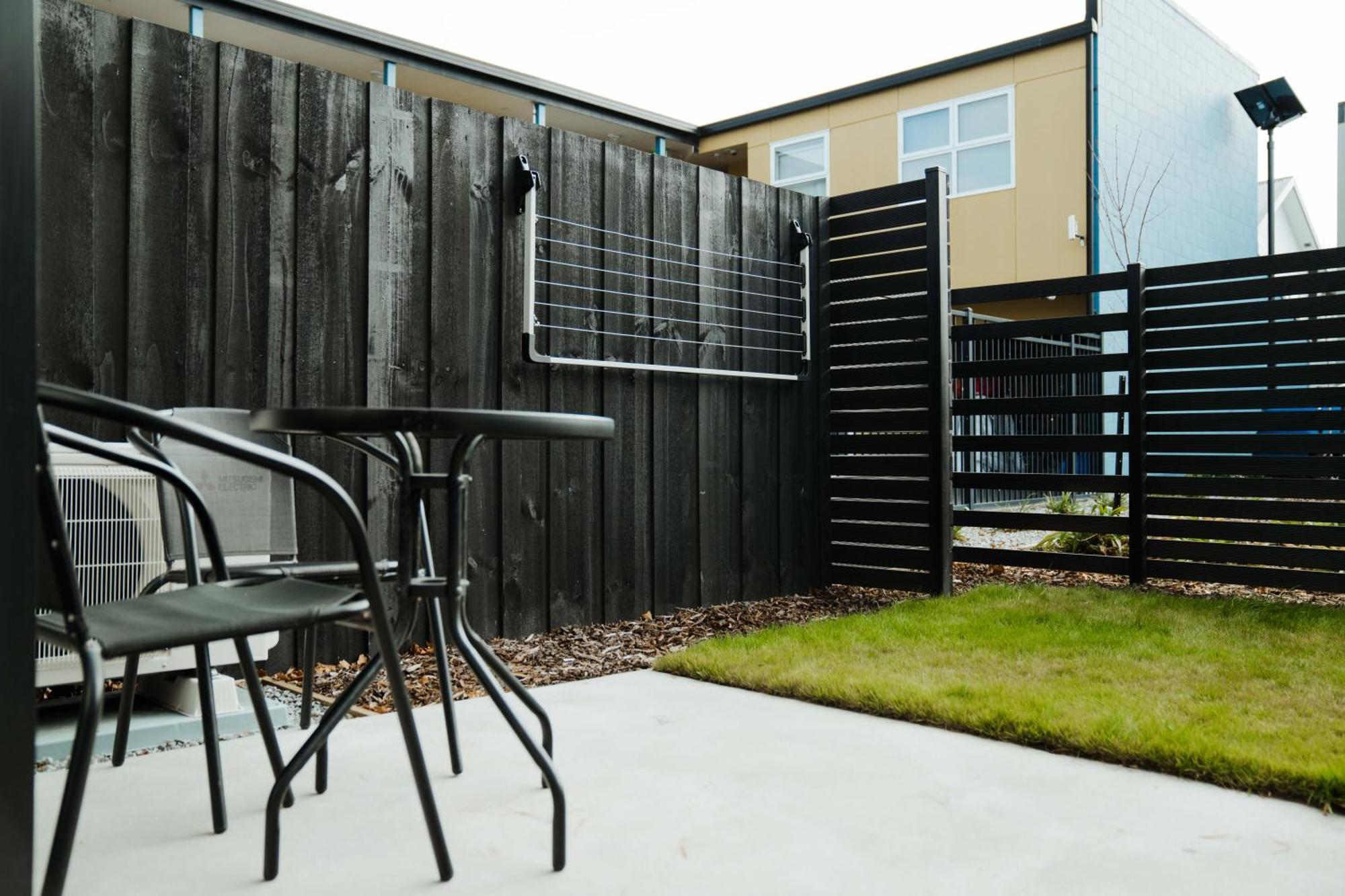New Townhouse, Heart Of City Centre, 2 Bed 2 Bath, Car Park Christchurch Luaran gambar