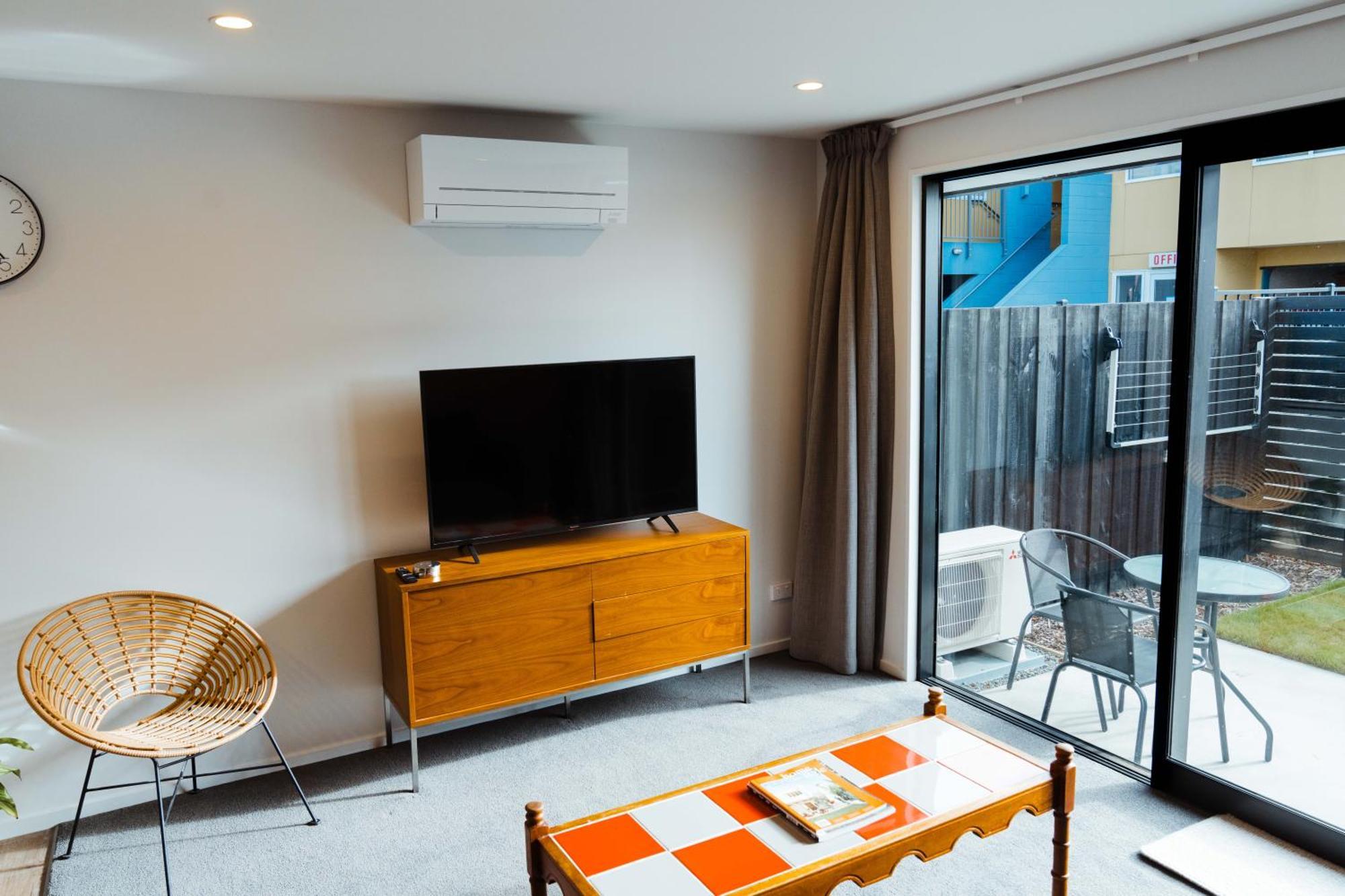 New Townhouse, Heart Of City Centre, 2 Bed 2 Bath, Car Park Christchurch Luaran gambar